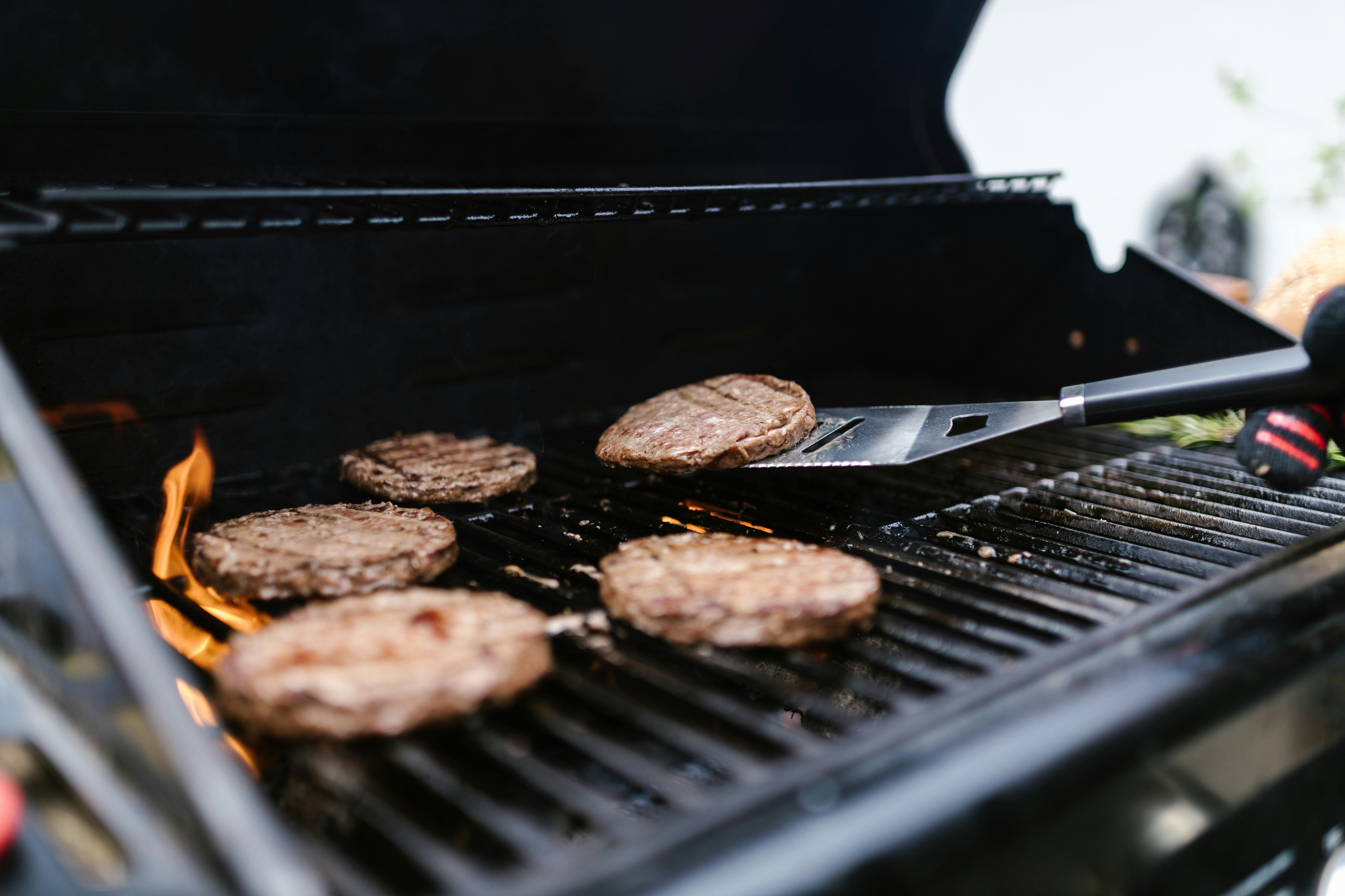Welcher Wein passt zum Grillabend